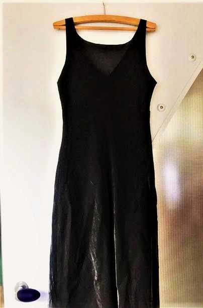 Saténové šaty s kovovým leskom, yessica,38