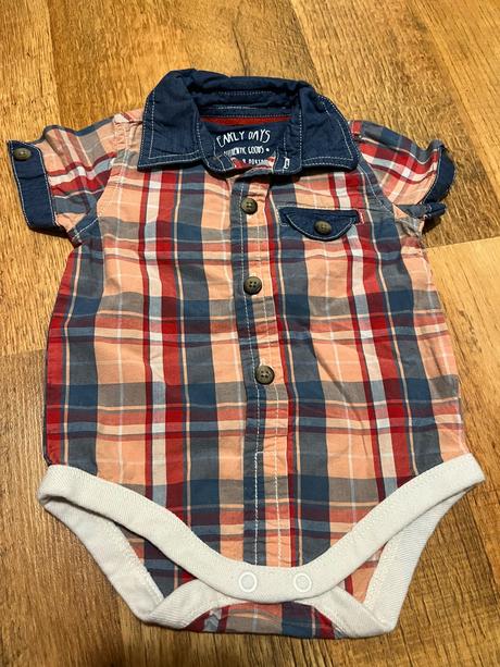 Košeľové body s krátkym rukávom, 62