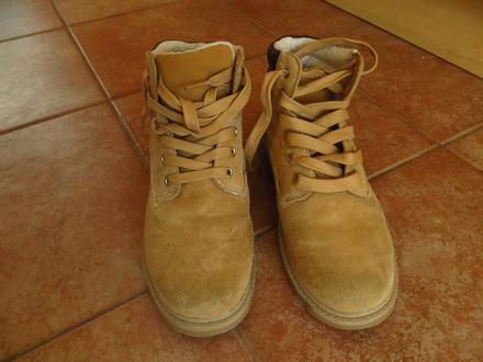 Kožené zateplené topánky - veľ. 35 - vn. dĺ. 23 cm, 35