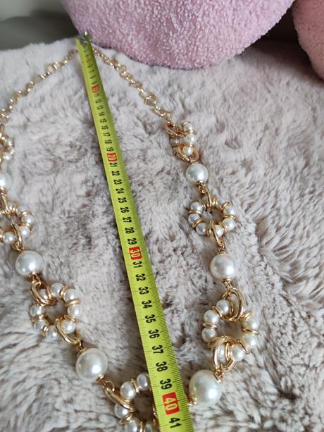 Dámsky náhrdelník, 