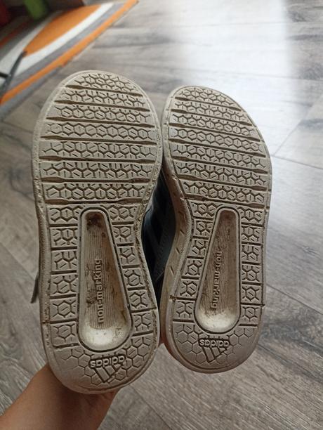 Členkové tenisky, adidas,30