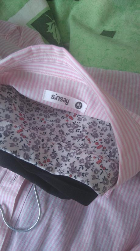 Pruzkovana košieľka, blúzka s volanmi, m