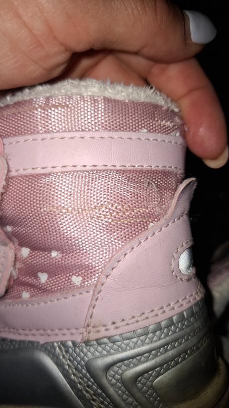 Čižmičky, lupilu,24