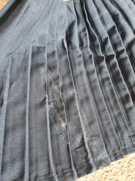 Tmavomodrá skladaná suknička, pepco,104