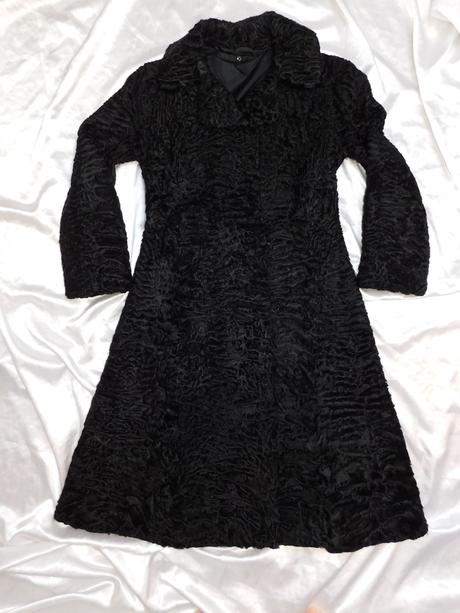 Kvalitny kožuch z karakulskej ovce/kožušina z jah, 36