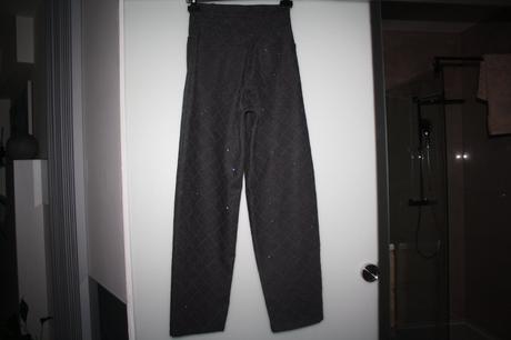 Vassia kostara - dizajnerske nohavice vel.s, s