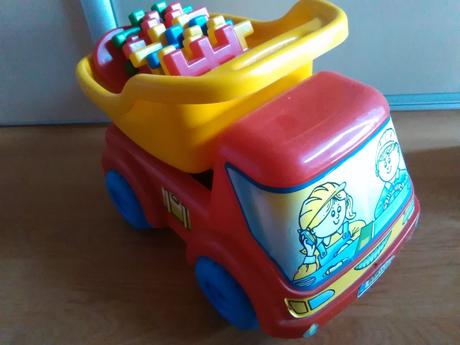 Nákladné auto vyklápacie, 