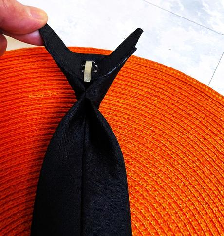 Luxusná kravata bez viazania,