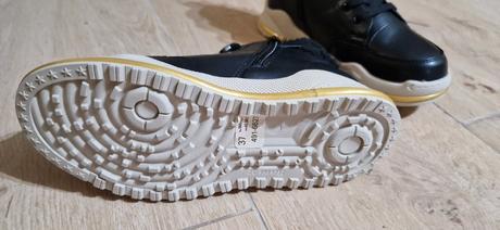 Zateplené dievčenské členkové topánky, baťa,37