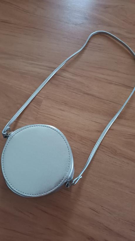 Strieborná detská kabelka, 