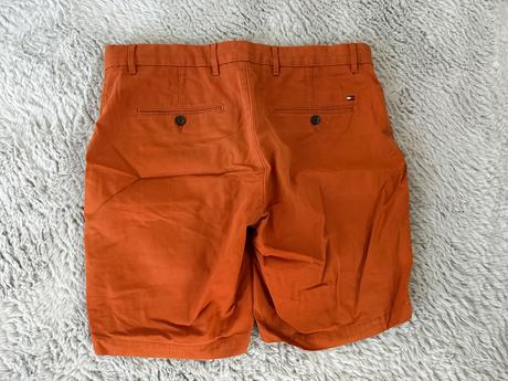 Kratasy 34, tommy hilfiger,34