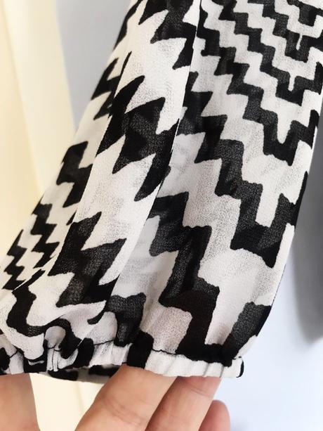 Blúzka s geometrickým vzorom, 4xl