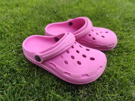 Crocsy, 28