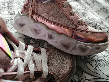 Topánky, skechers,25