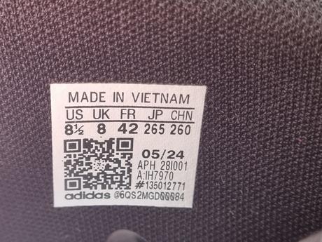 Chlapčenské tenisky zn. adidas, veľkosť 42, adidas,42