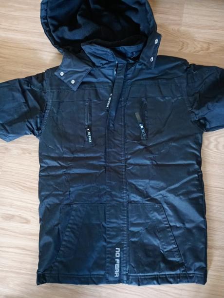 Vetrovka no fear super stav + darceky, 128