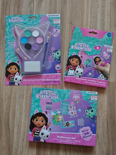 Balík vecičiek gabbys dollhouse,