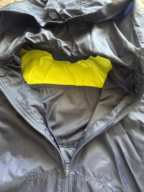 Tenká sustiakova bunda, 140