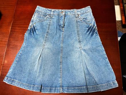 Rifľová sukňa, 36