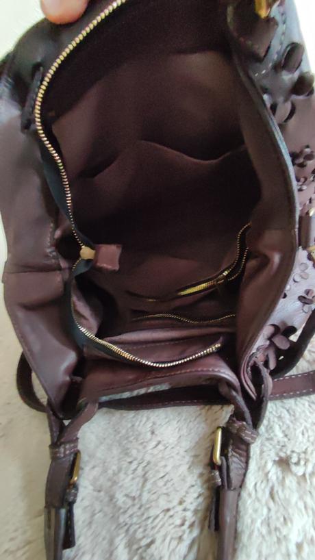 Dámska kožená kabelka, 