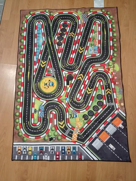 Detsky autickovy koberec, 