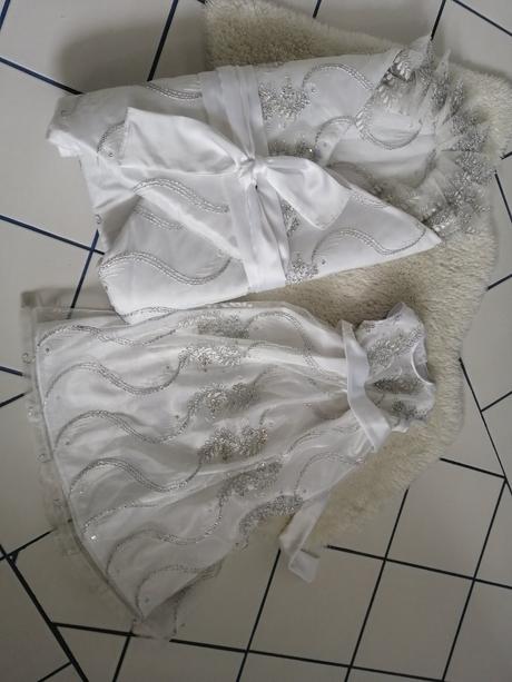 Perina ku krstu plu šaty luxusna, 