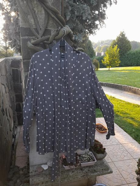 Blúzka  s bodkami, xxl