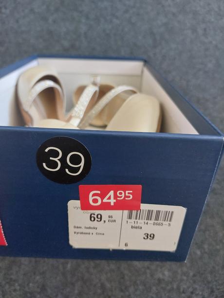 Slávnostné lodičky, 39