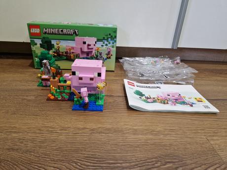 Lego minecraft  domček prasiatka, 