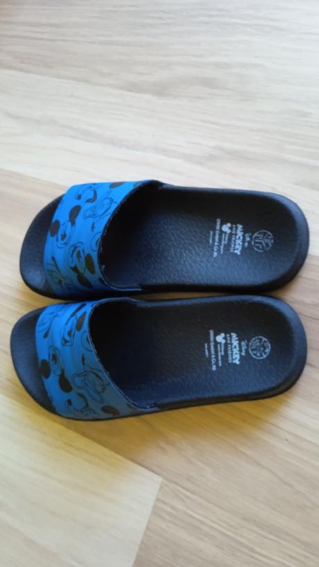 Chlapčenské šľapky mickey, 35