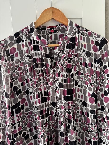 Krásna vzorovana damska bluzka, l