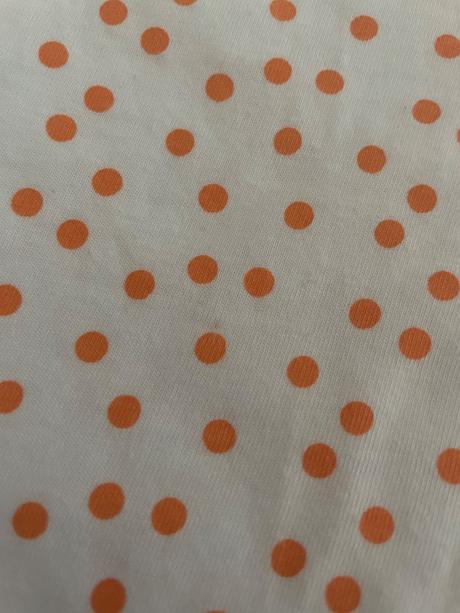 Bodkovane tricko, zara,122