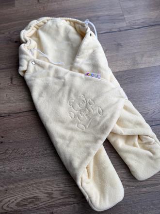 Fusak do autosedacky /vajicka,