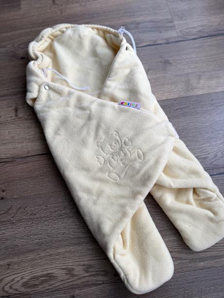 Fusak do autosedacky /vajicka, 