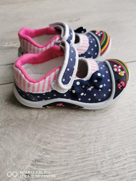 Dievčenské topánočky, 21