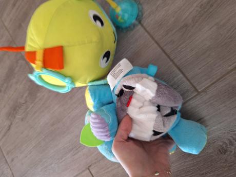 Hracky fisher price, 