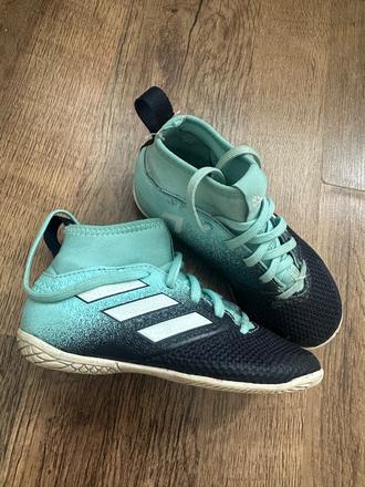 Halovky adidas 28, adidas,28