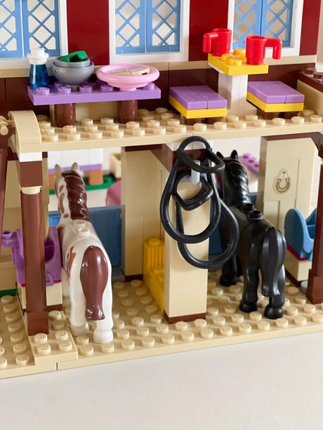 Lego friends 41126 heartlake riding club, 