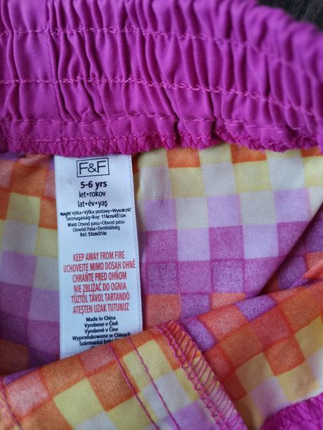 Krátke nohavice, f&f,116