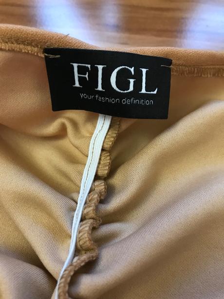 Krásne saty figl pc 220, 38