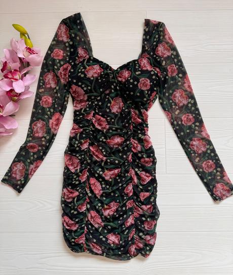 Italy - kvetované šaty, s