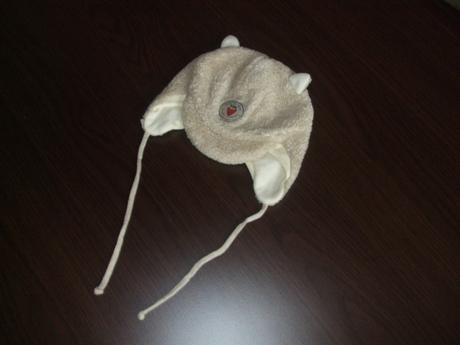 Kožušinková čapička, podšitá úpletom, 68