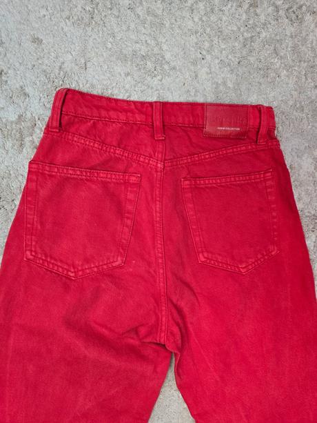 Bershka mom cervene rifle, bershka,36