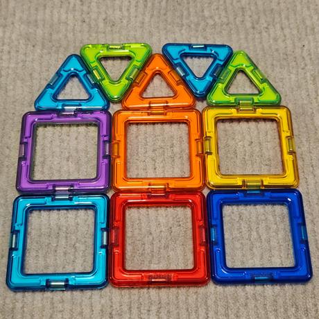 Kreatívne stavebnice (magnetické, autá, stroje), 