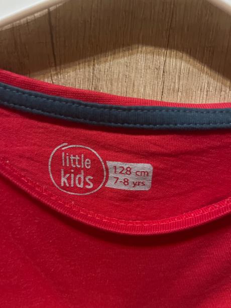 Tričko s vianočným sobom, 134