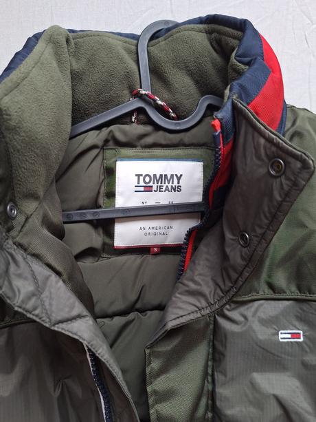 Zimná bunda tommy jeans th, veľkosť s, tommy hilfiger,s