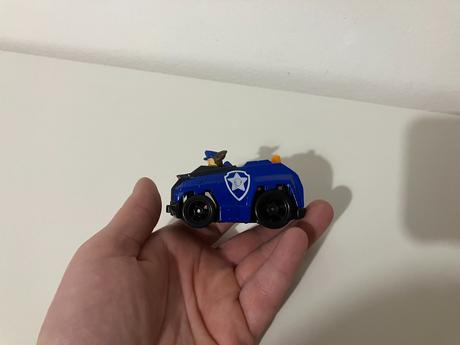 Kovové policajné autíčko chase,
