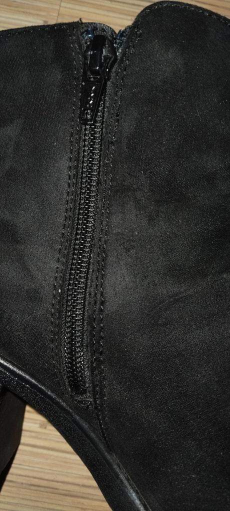 Čierne kotníkové čižmy, 38