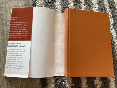 Horúce chvíle, prísľub lásky, toxín, mesačný svit,