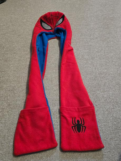 Čiapka-šál spiderman, marvel
